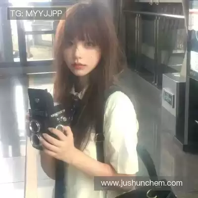 伏秋嫱